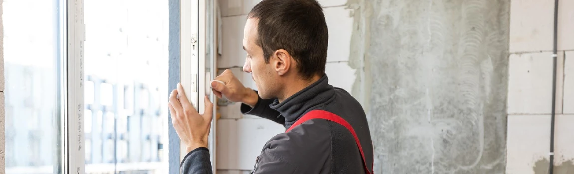 Emergency Cracked Windows Repair Services in Town 'n' Country