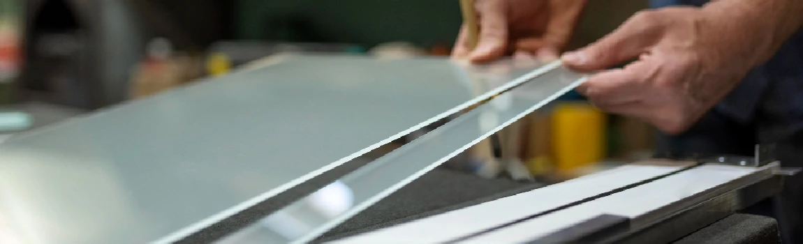 Emergency Glass Repair for Hospitality Businesses in Town 'n' Country, FL